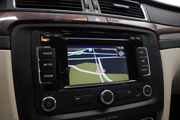 Skoda Superb 16 of 24