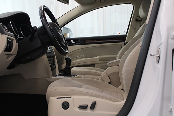 Skoda Superb 9 of 24