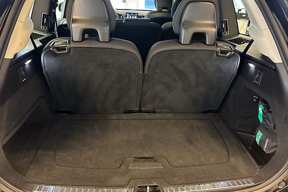 Volvo XC90 29 of 30