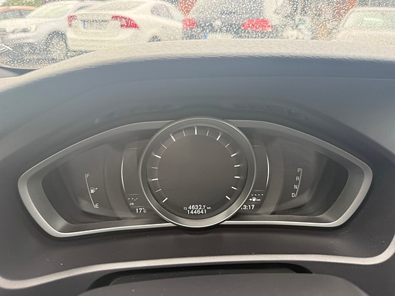 Volvo V40 17 of 18