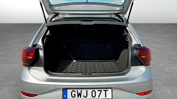 Volkswagen Polo 12 of 14