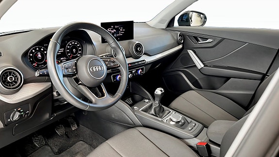 Audi Q2 8 of 15