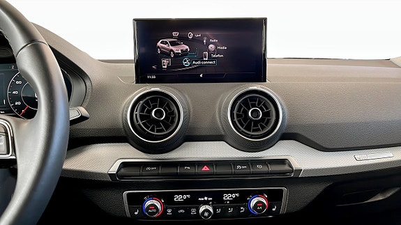 Audi Q2 12 of 15