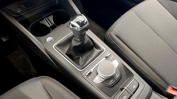 Audi Q2 13 of 15