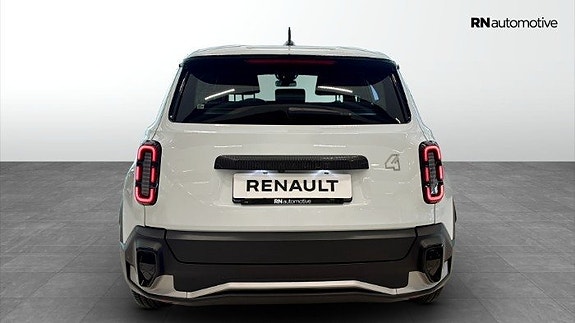 Renault 4 7 of 18