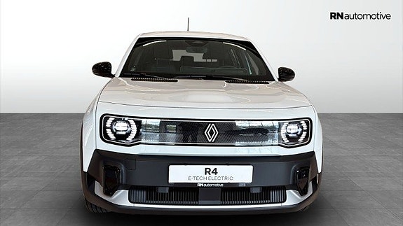 Renault 4 E-Tech 7 of 18