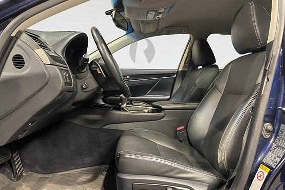 Lexus GS250 10 of 17