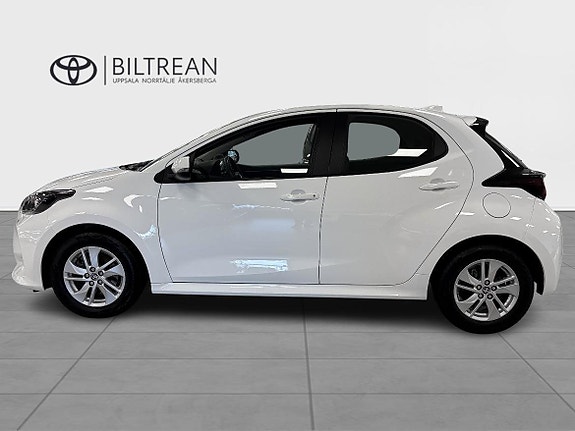Toyota Yaris 7 of 13