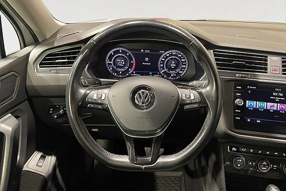 Volkswagen Tiguan Allspace 13 of 17