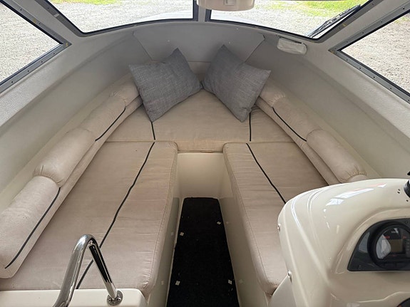 Flipper 520 HT + Yamaha F80 (2008) 7 of 8