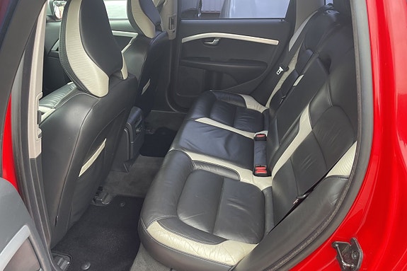 Volvo V70 14 of 16