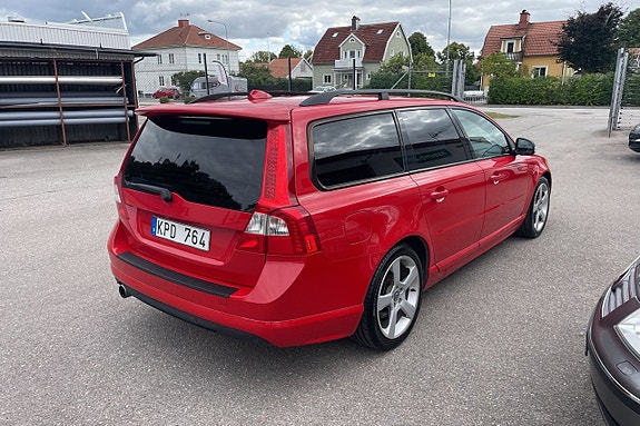 Volvo V70 5 of 16