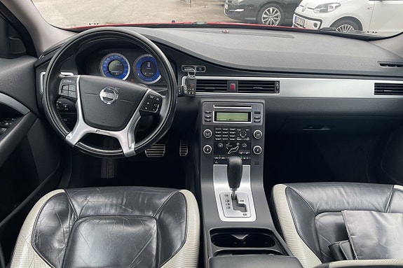 Volvo V70 9 of 16