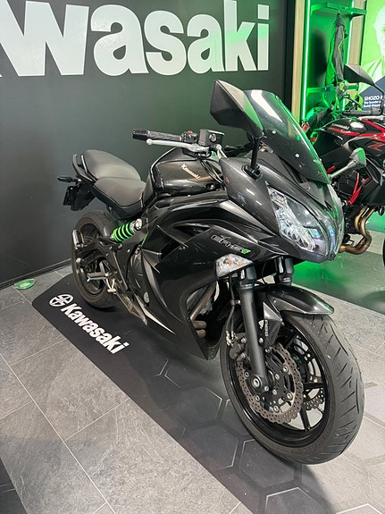 Kawasaki Ninja ER-6F 0.65 2 of 3