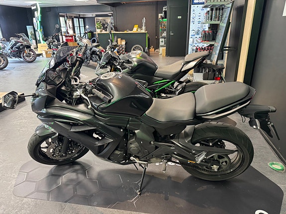 Kawasaki Ninja ER-6F 0.65 3 of 3