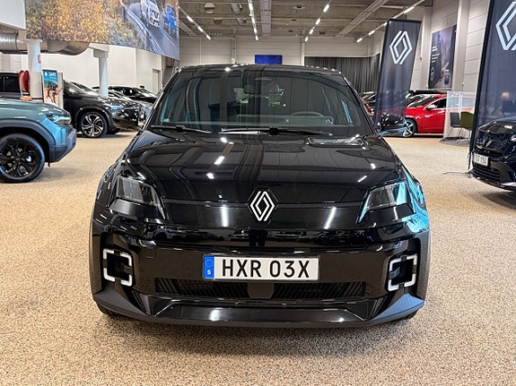 Renault 5 E-Tech 2 of 15