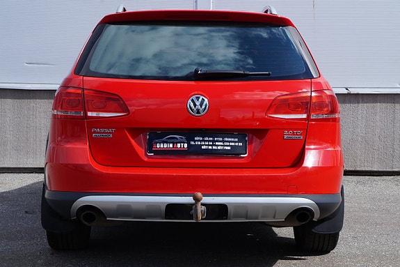 Volkswagen Passat Alltrack 5 of 21