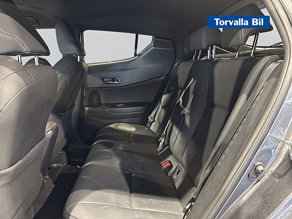 Toyota C-HR 9 of 13