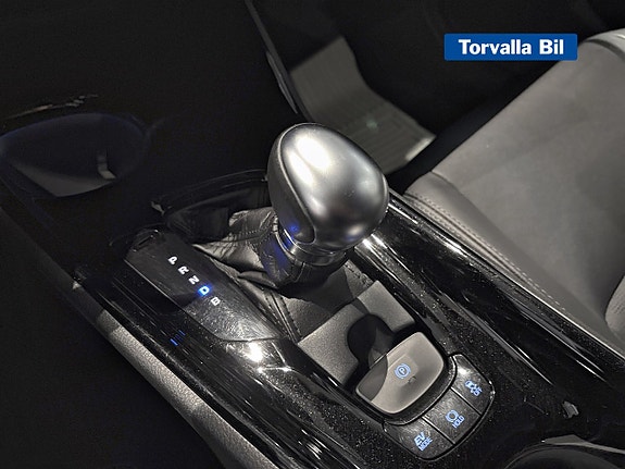 Toyota C-HR 11 of 13