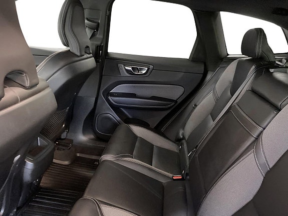 Volvo XC60 7 of 13