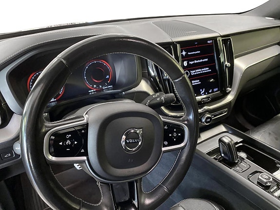 Volvo XC60 9 of 13
