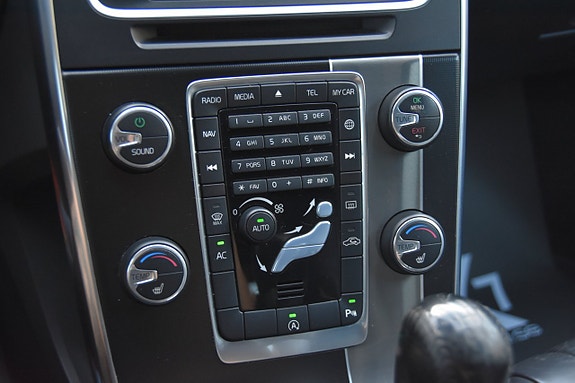 Volvo V60 18 of 18