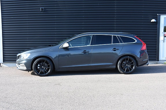 Volvo V60 3 of 18