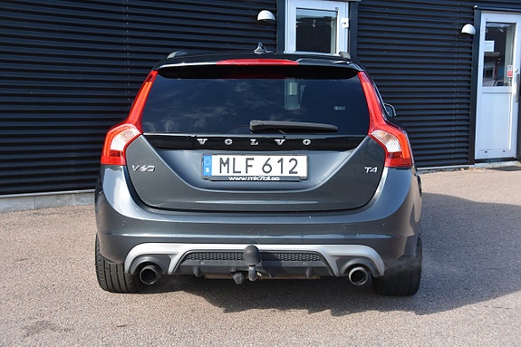 Volvo V60 7 of 18