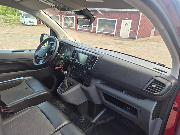 Toyota Proace 6 of 6