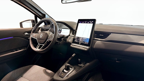 Renault Captur 14 of 24