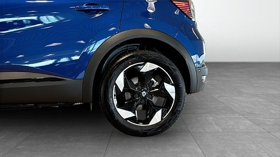 Renault Captur 10 of 24