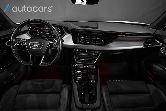 Audi e-tron GT 22 of 30
