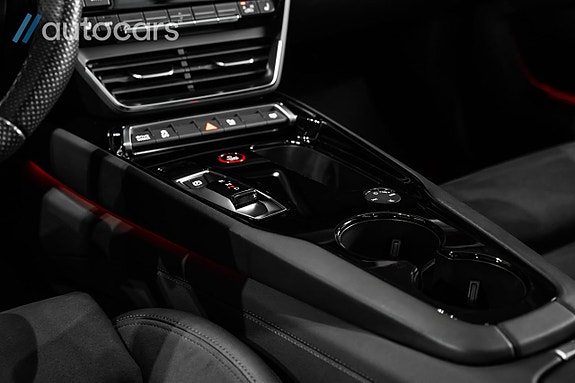 Audi e-tron GT 24 of 30