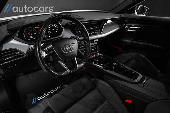 Audi e-tron GT 20 of 30