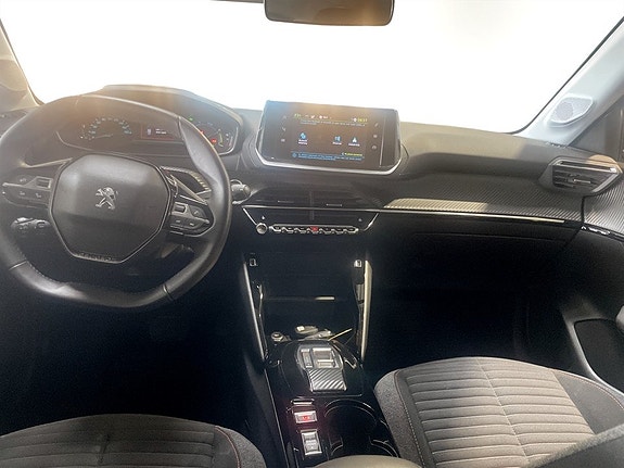 Peugeot e-208 6 of 15