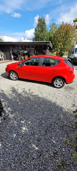 Seat Ibiza 2 of 8