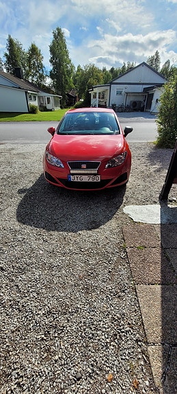 Seat Ibiza 4 of 8