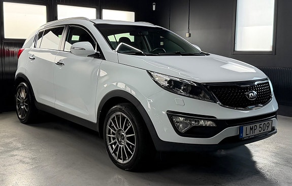 Kia Sportage 2 of 13