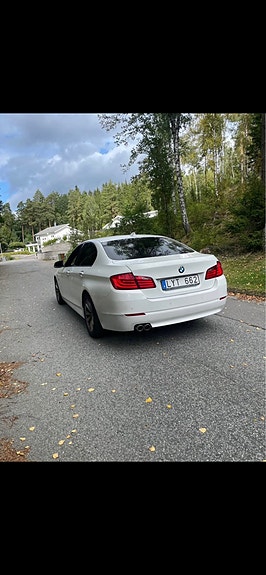 BMW 520d 3 of 6