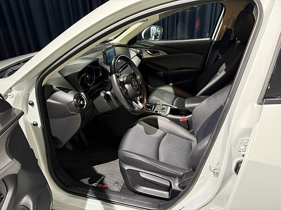 Mazda CX-3 11 of 15