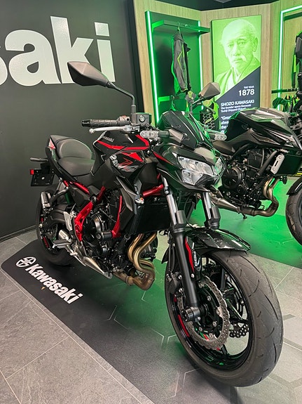 Kawasaki Z 650 2 of 3