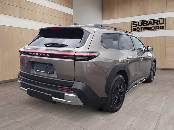 Subaru E-Outback 5 of 15