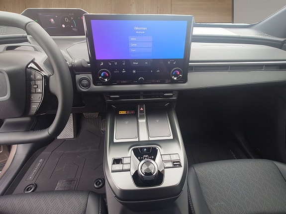 Subaru E-Outback 12 of 15