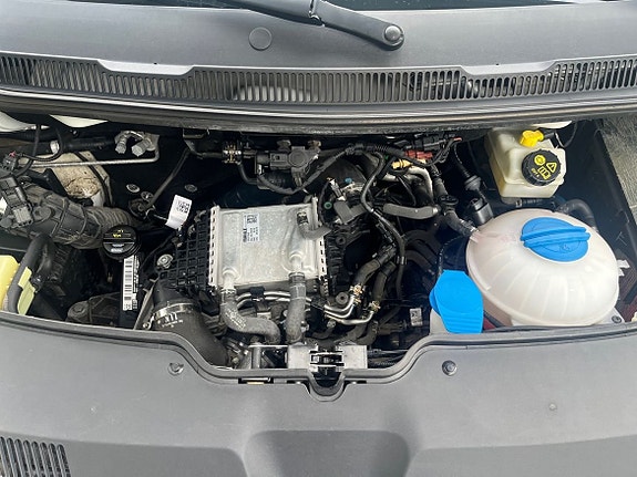 Volkswagen Transporter 17 of 22