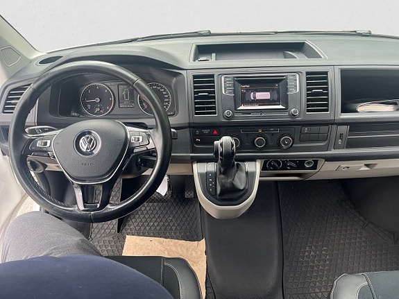 Volkswagen Transporter 9 of 22