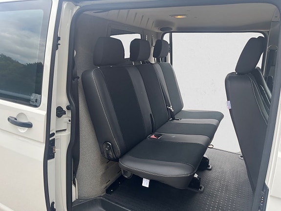 Volkswagen Transporter 15 of 22