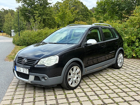 Volkswagen Polo Cross 2 of 7
