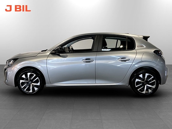 Peugeot 208 13 of 15
