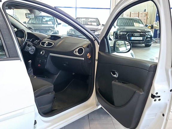 Renault Clio 5 of 9