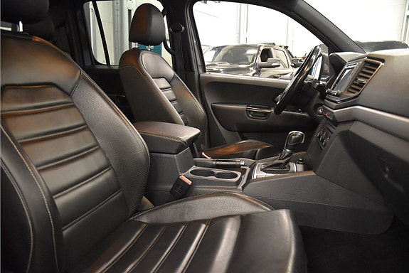 Volkswagen Amarok 13 of 24